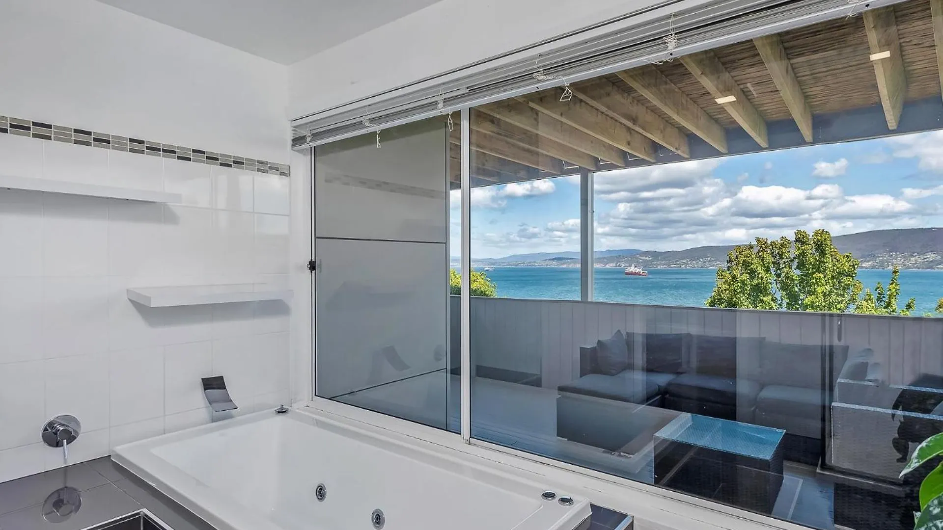 Oceana Escape Panoramic Views Luxury And Space Hobart 0*,  Australien