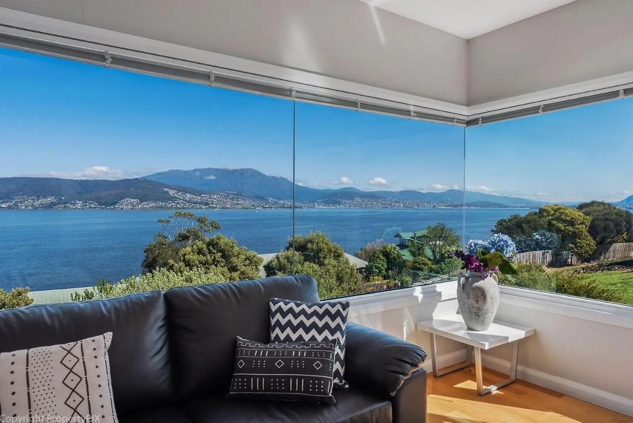 Oceana Escape Panoramic Views Luxury And Space Hobart Australië