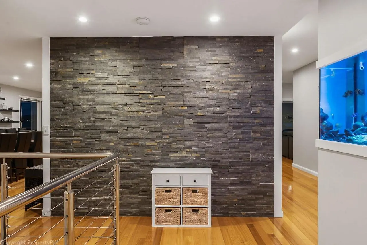 Oceana Escape Panoramic Views Luxury And Space Hobart Australië