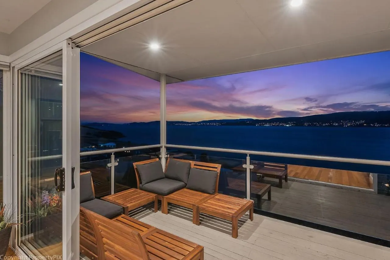 Vakantiehuis Oceana Escape Panoramic Views Luxury And Space Hobart Australië