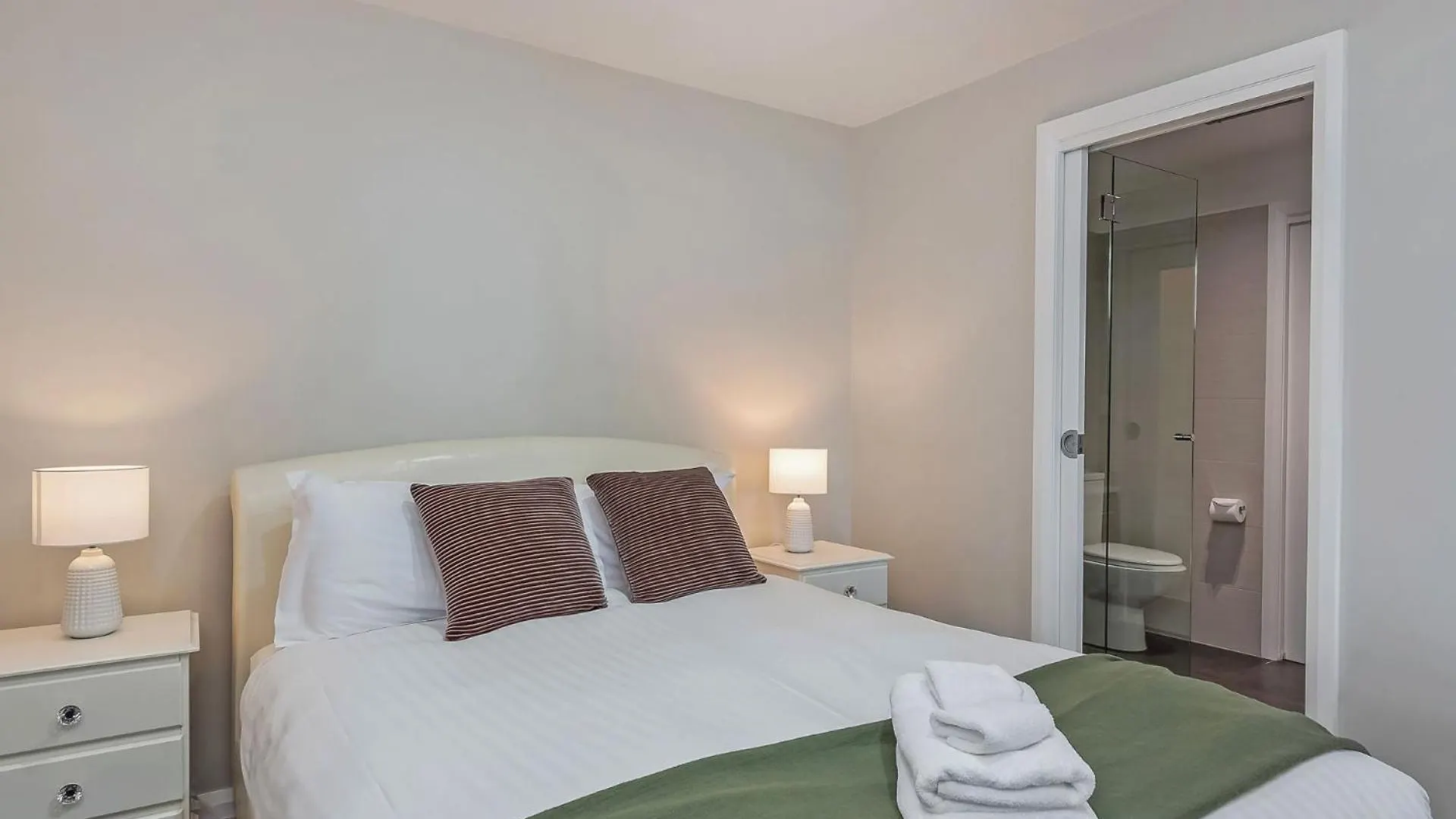 Oceana Escape Panoramic Views Luxury And Space Hobart 0*,  Australië